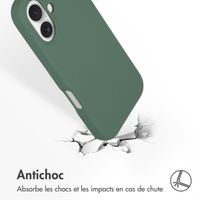 Accezz Coque Liquid Silicone avec MagSafe Apple iPhone 16 - Vert foncé
