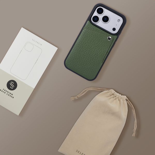 Selencia Coque Riva avec porte-cartes Apple iPhone 17 Pro Max - Sage Green
