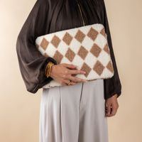 Selencia Housse laptop teddy 15-16 pouces - Checks