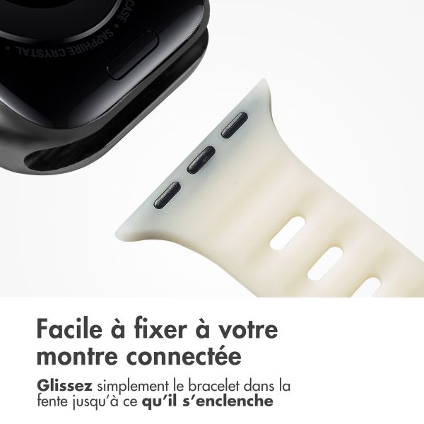 imoshion Bracelet Active Sport en silicone Apple Watch | 38/40/41/42 mm - Glow in the Dark