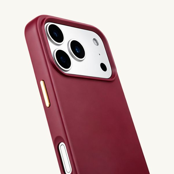 Selencia Coque arrière Rivièra avec MagSafe avec crochets amovibles Apple iPhone 17 Pro Max - Bold Burgundy