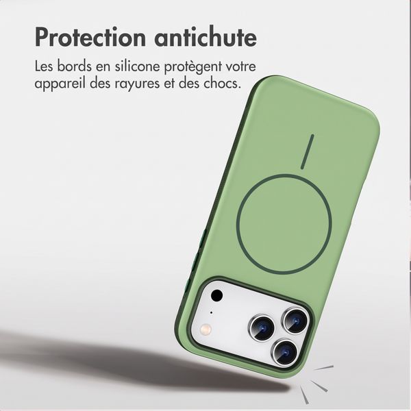 imoshion Coque arrière Color avec Thin MagSafe Ring Apple iPhone 18 Pro / 17 Pro - Vert foncé