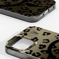 iDeal of Sweden Coque miroir avec MagSafe Apple iPhone 17e / 16e / 15 / 14 / 13 - Leo Ombre