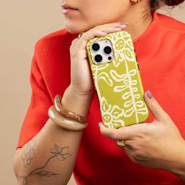 Selencia Coque arrière Vivid Apple iPhone 16 - Chalky Bloom