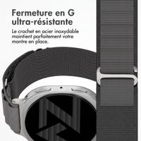 Accezz Bracelet en nylon Alpine Samsung Galaxy Watch 9 (40/44mm) / Watch 8 (40/44mm) / Classic (46mm) - Dark Grey