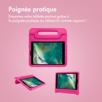 imoshion Coque kidsproof avec poignée Apple iPad Air 2 (2014) / Air 1 (2013) / Pro 9.7 (2016) - Rose