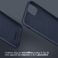 Accezz Coque Liquid Silicone Apple iPhone 14 / 13 - Bleu foncé