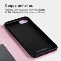 imoshion Étui de télephone portefeuille Design Apple iPhone SE (2022 / 2020) / 8 / 7 / 6(s) - Pink Bazaar Flowers