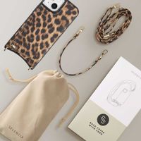 Selencia Coque de télephone Nova avec cordon et porte-cartes Apple iPhone 14 / 13 - Leopard