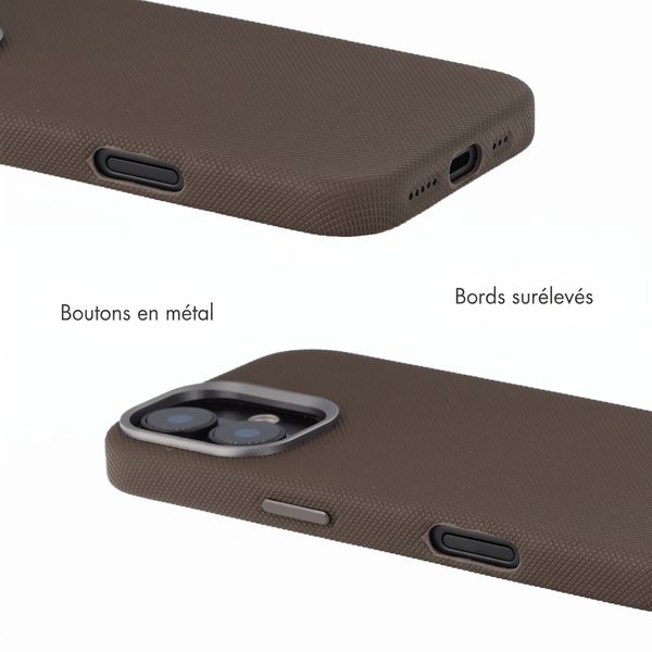 Accezz Coque arrière Mesh avec MagSafe Apple iPhone 17 - Marron