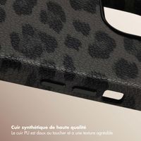 Selencia Coque Sabi imprimé panthère avec MagSafe Apple iPhone 15 - Midnight Black