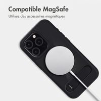 Accezz Coque arrière Hold avec MagSafe Apple iPhone 15 Pro - Black