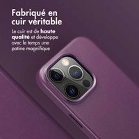 Accezz Étui de télephone portefeuille en cuir 2-en-1 avec MagSafe Apple iPhone 14 Pro - Heath Purple