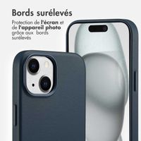 Accezz Coque arrière en cuir avec MagSafe Apple iPhone 15 - Nightfall Blue