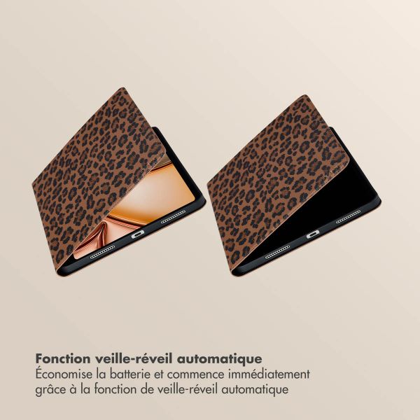 Selencia Coque tablette Sabi avec imprimé léopard Apple iPad Air 11 pouces (2026) M4 / (2025) M3 / (2024) M2 / Air 5 (2022) / Air 4 (2020) - Mocha Brown