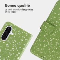imoshion Étui de télephone portefeuille Design Samsung Galaxy A26 - Green Flowers