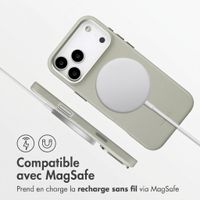 Accezz Coque arrière en cuir avec MagSafe Apple iPhone 18 Pro Max / 17 Pro Max - Light Grey