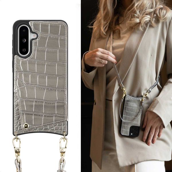 Selencia Coque de télephone Nova Croco avec cordon et porte-cartes Samsung Galaxy A36 / A56 - Argent