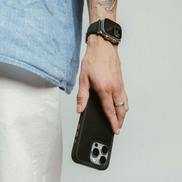 Nomad Coque Rugged Apple iPhone 16 Pro Max - Noir