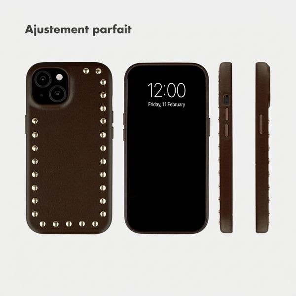Selencia Coque arrière Studs avec MagSafe Apple iPhone 15 - Cacao Crush
