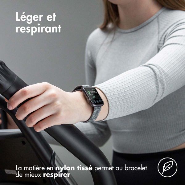 imoshion Bracelet en nylon élastique Apple Watch | 44/45/46/49 mm - Gris foncé