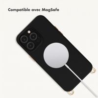 Selencia Coque arrière Rivièra avec MagSafe avec crochets amovibles Apple iPhone 14 Pro - Velvet Black