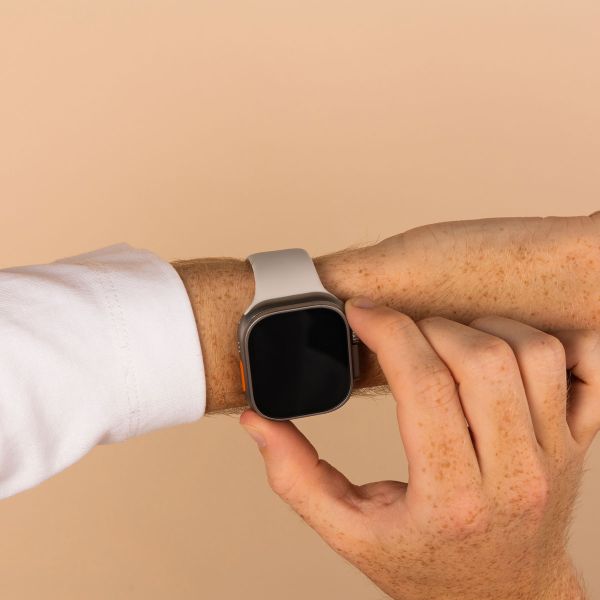 imoshion Bracelet en silicone⁺ Apple Watch | 44/45/46/49 mm - Taille M/L - Stone