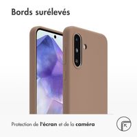 Accezz Coque Liquid Silicone Samsung Galaxy A36 / A56 - Marron clair
