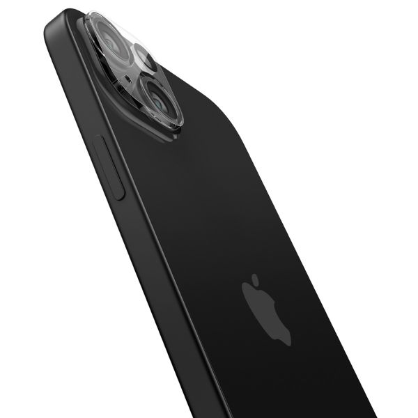 Spigen Optik Lens Protector - Protection complète de la caméra (lot de 2) Apple iPhone 15 / 15 Plus - Crystal Clear