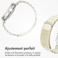 Accezz Bracelet en nylon Alpine Apple Watch | 44/45/46/49 mm - Lumière stellaire