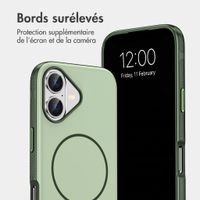imoshion Coque arrière Color avec Thin MagSafe Ring Apple iPhone 17 - Vert foncé