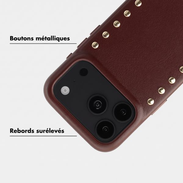 Selencia Coque arrière Studs avec MagSafe Apple iPhone 18 Pro / 17 Pro - Cacao Crush
