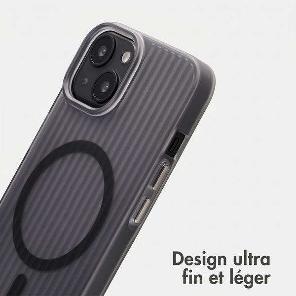 Accezz Coque arrière Lite avec MagSafe | Fluted | Apple iPhone 13 - Gris