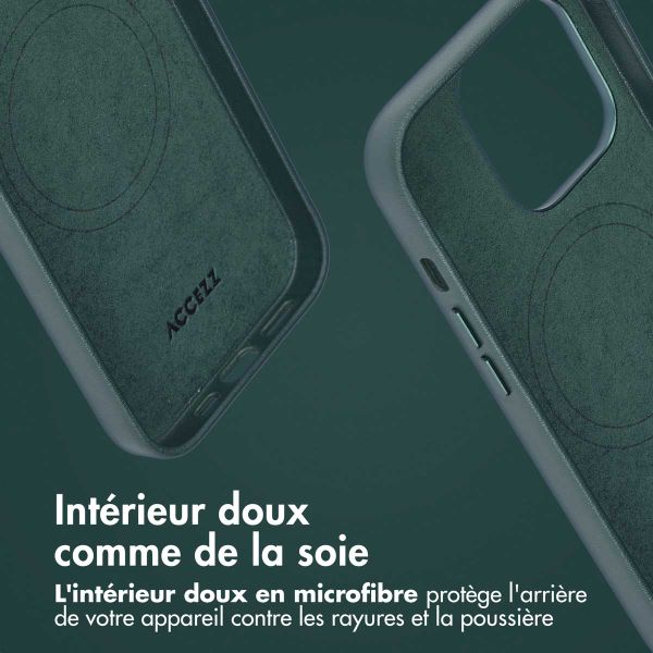 Accezz Étui de télephone portefeuille en cuir 2-en-1 avec MagSafe Apple iPhone 14 Pro - Cedar Green