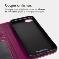 imoshion Étui de télephone portefeuille Design Apple iPhone SE (2022 / 2020) / 8 / 7 / 6(s) - Crush Check Coral Dust