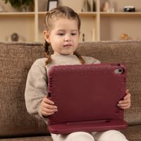 imoshion Coque kidsproof avec poignée Apple iPad 9 (2021) 10.2 pouces / iPad 8 (2020) 10.2 pouces / iPad 7 (2019) 10.2 pouces - Velvet Plum