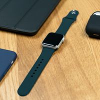 imoshion Bracelet sport en silicone Fitbit Versa / Versa 2 / Versa Lite - Vert foncé