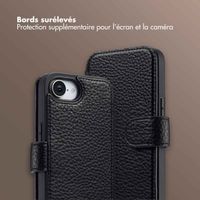 Selencia Étui Riva avec MagSafe et cordon de téléphone Apple iPhone 17e / 16e - Noir