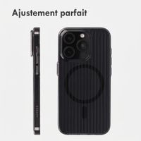 Accezz Coque arrière Lite avec MagSafe | Fluted | Apple iPhone 15 Pro - Noir