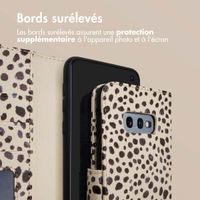 imoshion Étui de télephone portefeuille Design Samsung Galaxy S10e - Black And White Dots