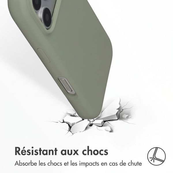 Accezz Coque Liquid Silicone avec MagSafe Apple iPhone 18 Pro / 17 Pro - Cooper Green