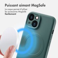 imoshion Coque Couleur avec MagSafe Apple iPhone 15 - Vert foncé