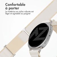 Accezz Bracelet en nylon Alpine Samsung Galaxy Watch 9 (40/44mm) / Watch 8 (40/44mm) / Classic (46mm) - Lumière stellaire